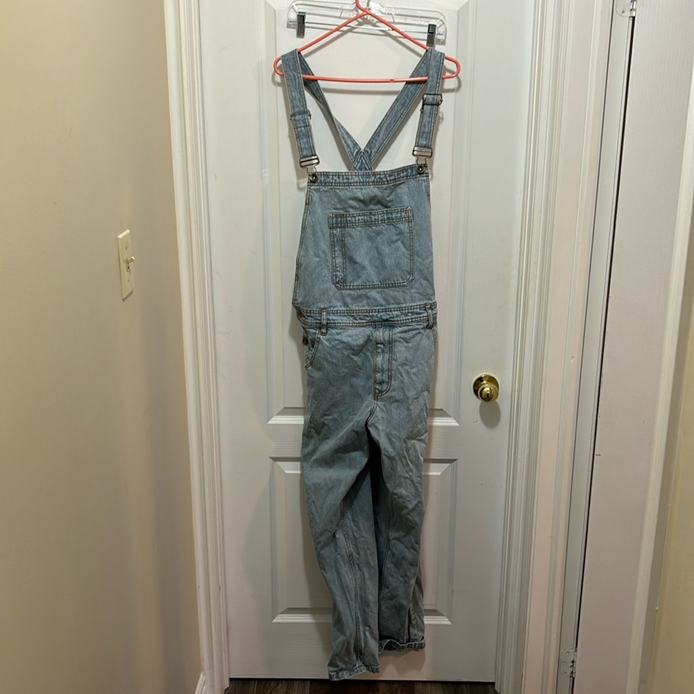 BDG denim overalls size 33